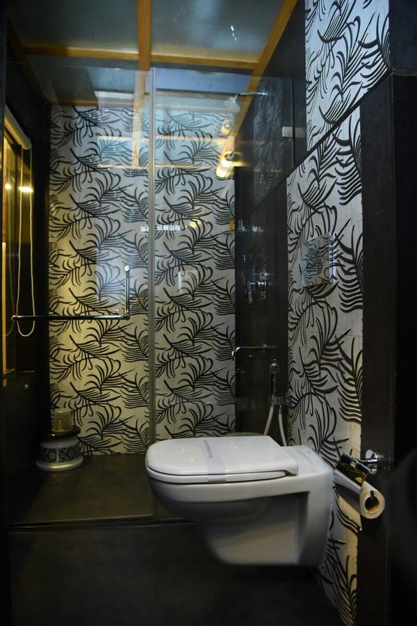 The Emerald Daman Exterior photo